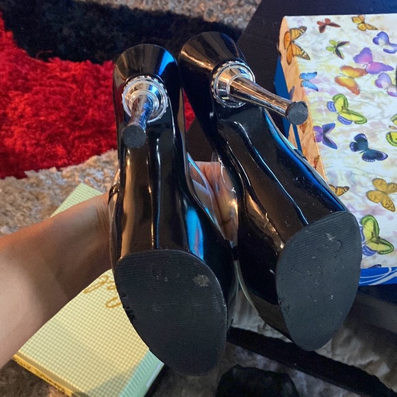 Black and clear Pleaser heels! - Picture 5 of 12